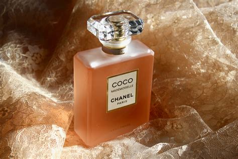 chanel mademoiselle perfume review